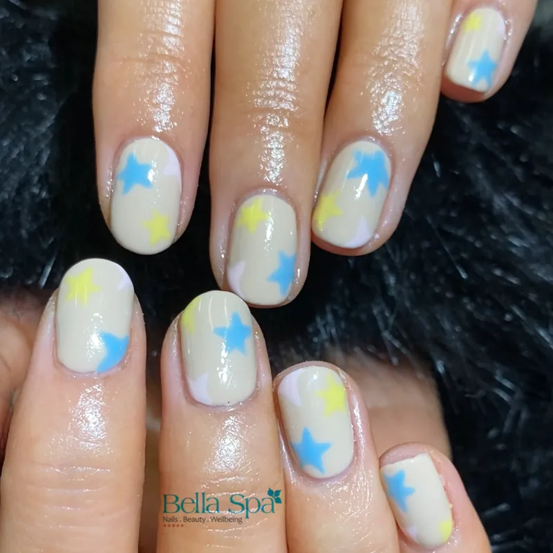 Bella Spa nail art 17